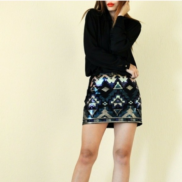 Express Sequin Embellished Mini Skirt - Picture 2 of 5